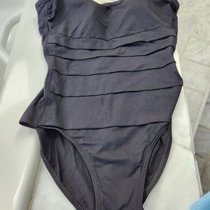 One piece swimsuit NWT